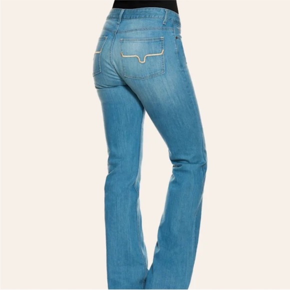 Kimes Ranch Denim - Kimes Ranch Lola Jean Light Wash Mid-Rise Trouser Fit Wide Flare Leg size 0 / 32